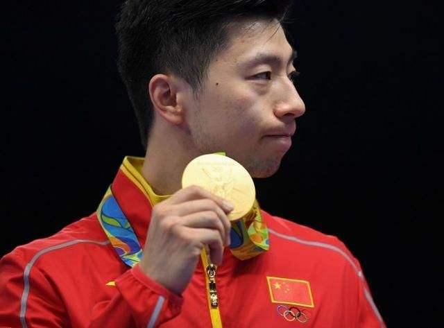 他与俱乐部 他与俱乐部