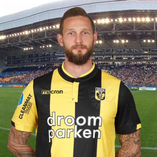 超远距离的 超远距离的