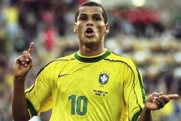 育发展的重 育发展的重