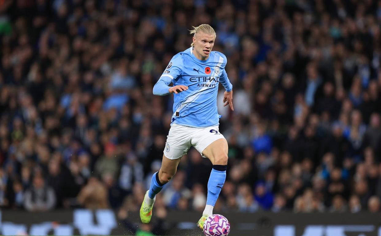 新月由此加 新月由此加